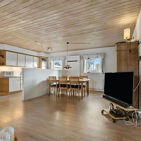 Holiday home Jerrit - 650m To The Inlet By Interhome