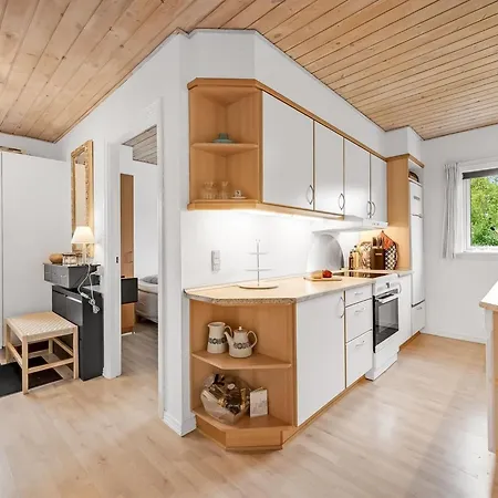 Jerrit - 650m To The Fjord By Interhome *